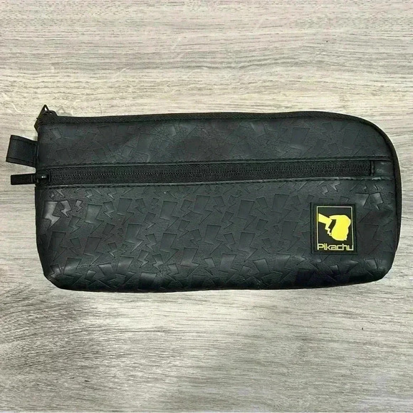 Nintendo Switch & Lite Official Lux Pouch Carrying Case Pokémon Pikachu - Picture 1 of 9